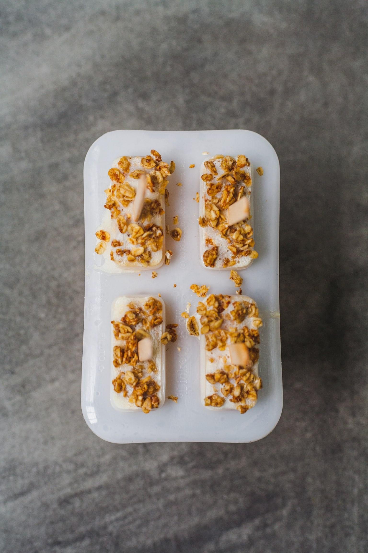 Peaches and cream yoghurt popsicles