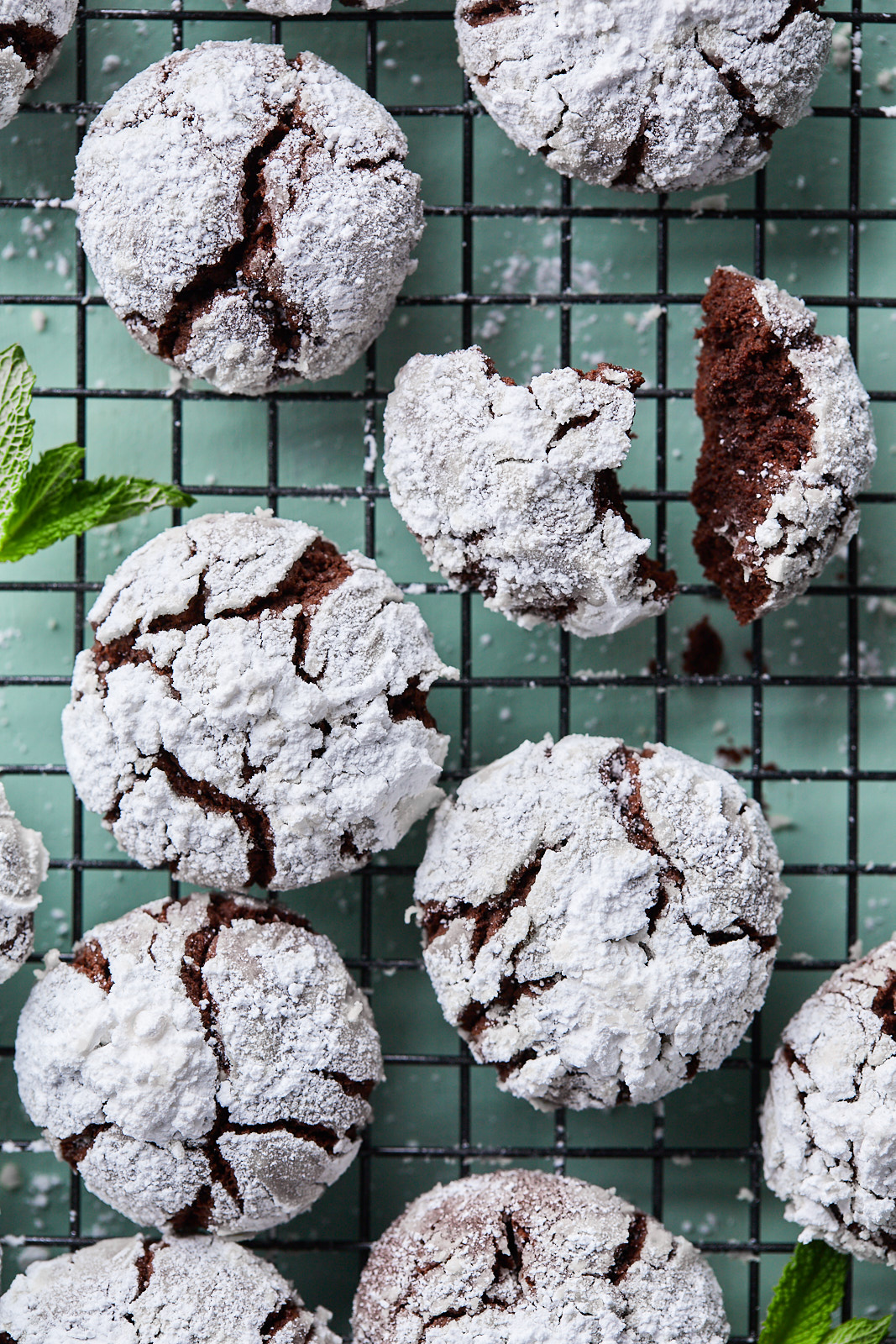 Chocolate Mint Crinkle Cookies