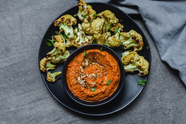 Muhammara Dip (red pepper and walnut spread)