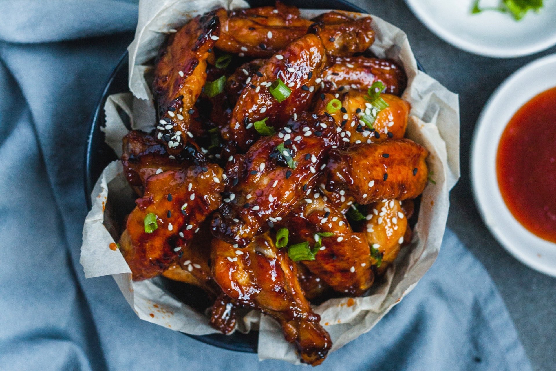 Sticky And Spicy Baked Chicken Wings