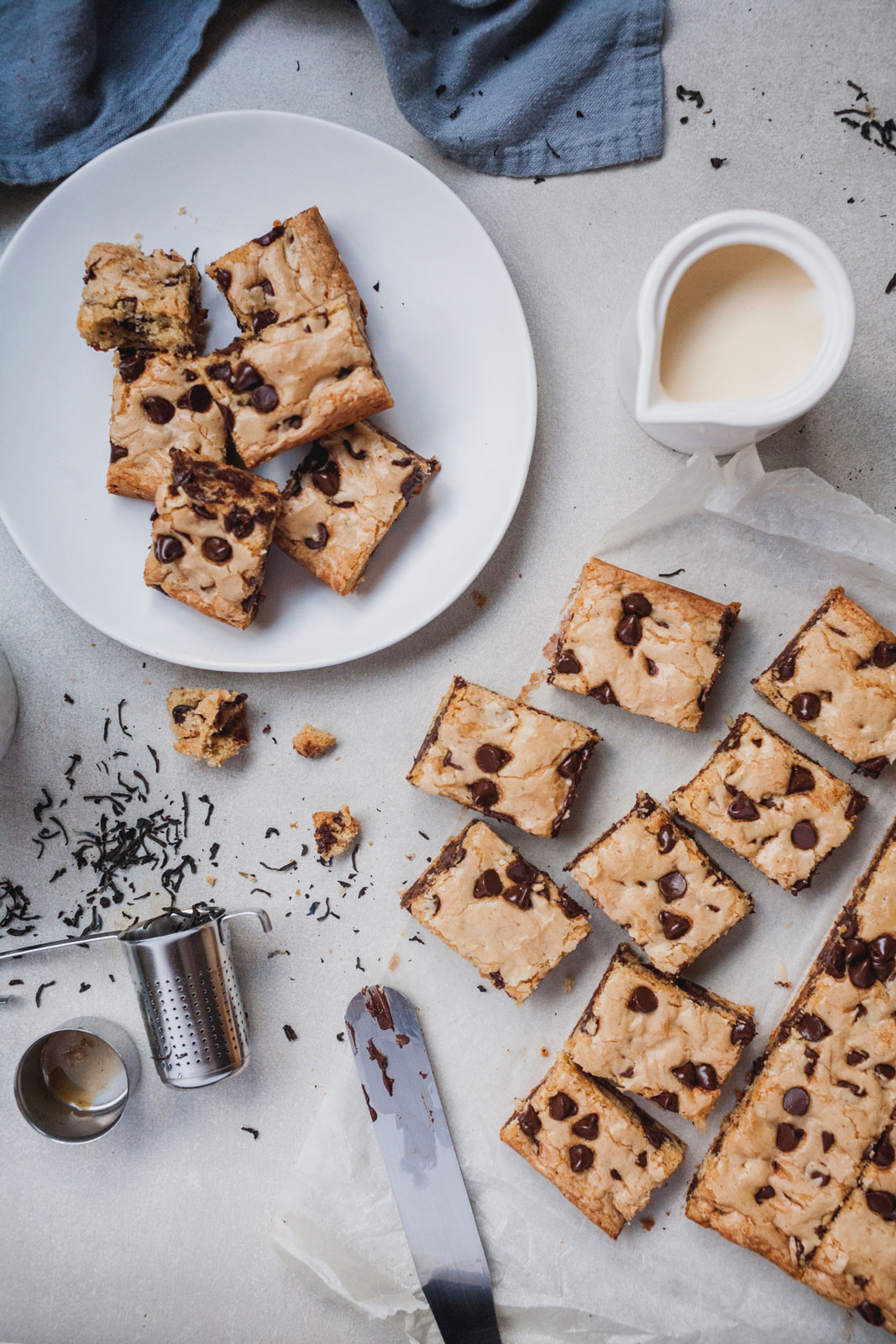 Brown Butter Earl Grey Chocolate Chip Cookie Bars