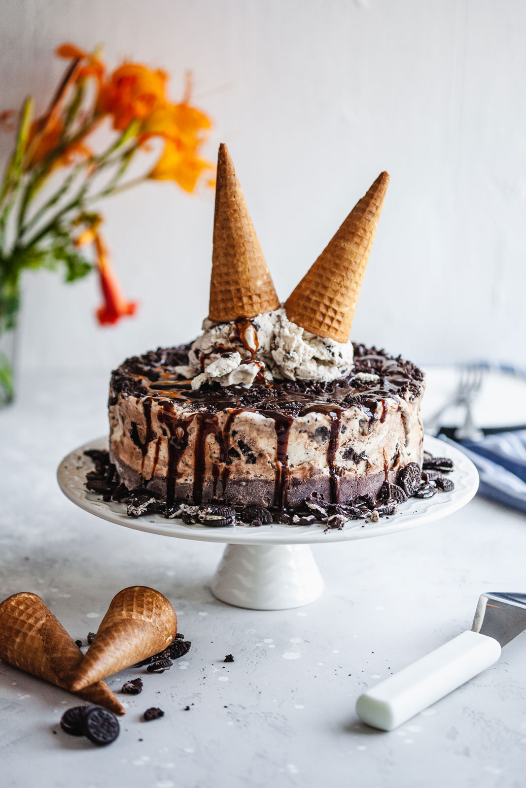 Chocolate Oreo Cookie Ice Cream Cake