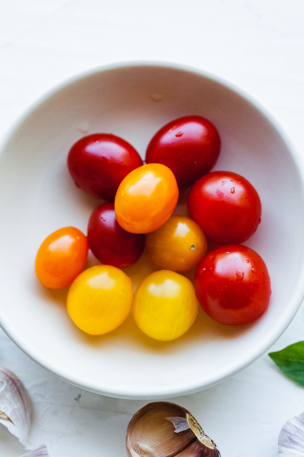 Easy Chickpea Caprese Salad