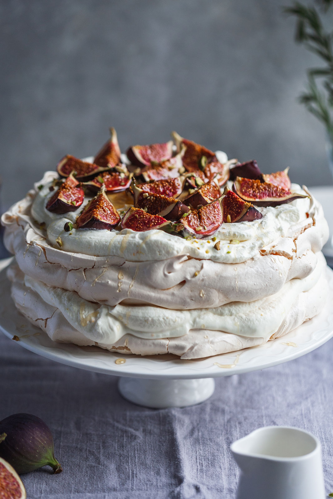 Honey And Fig Pavlova