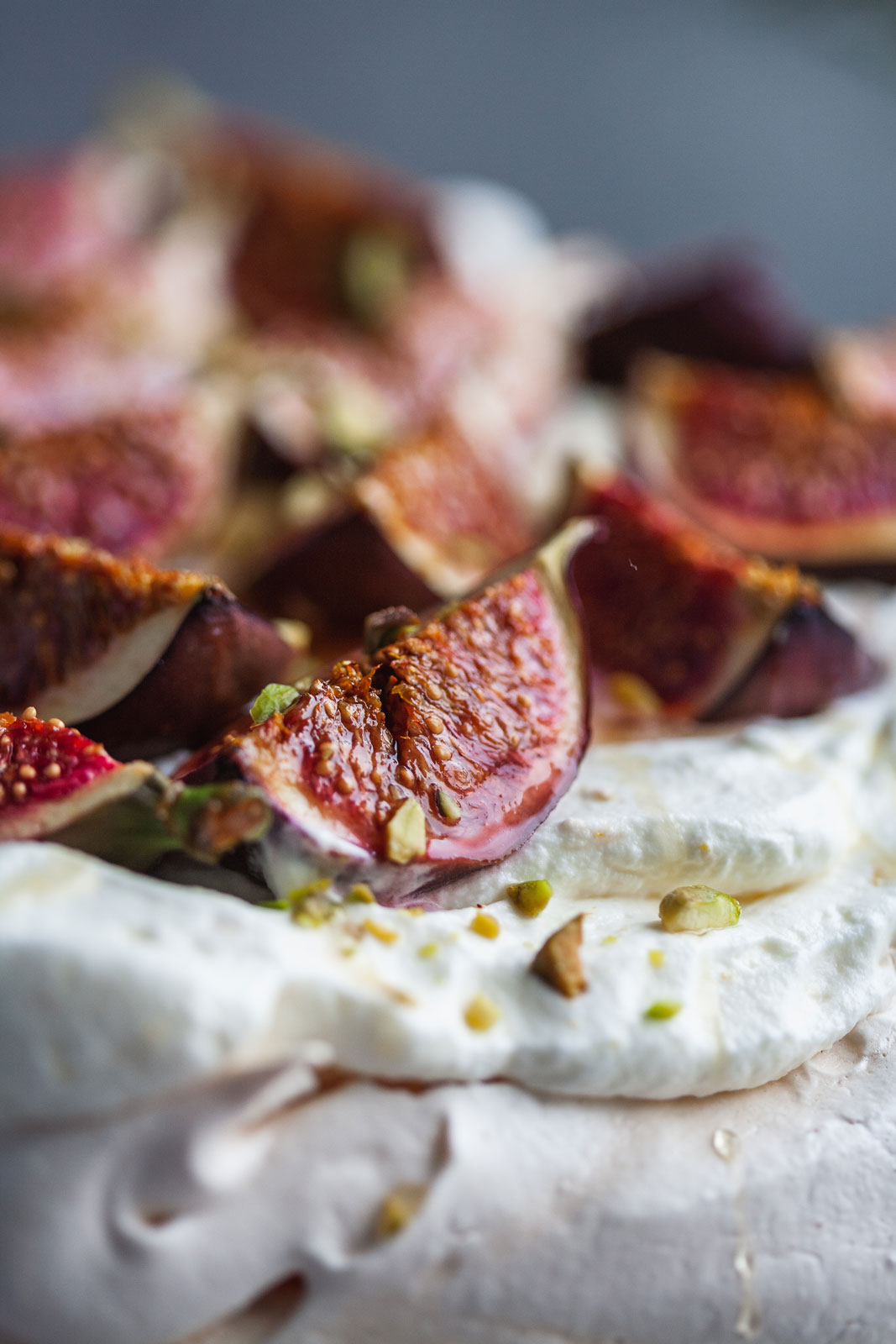 Honey And Fig Pavlova