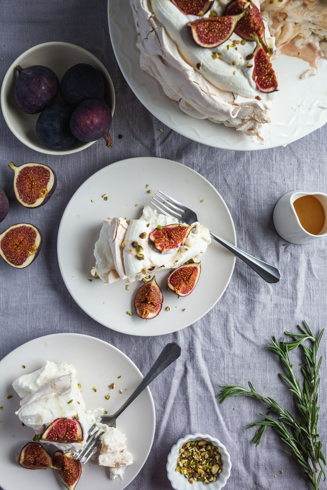 Honey And Fig Pavlova