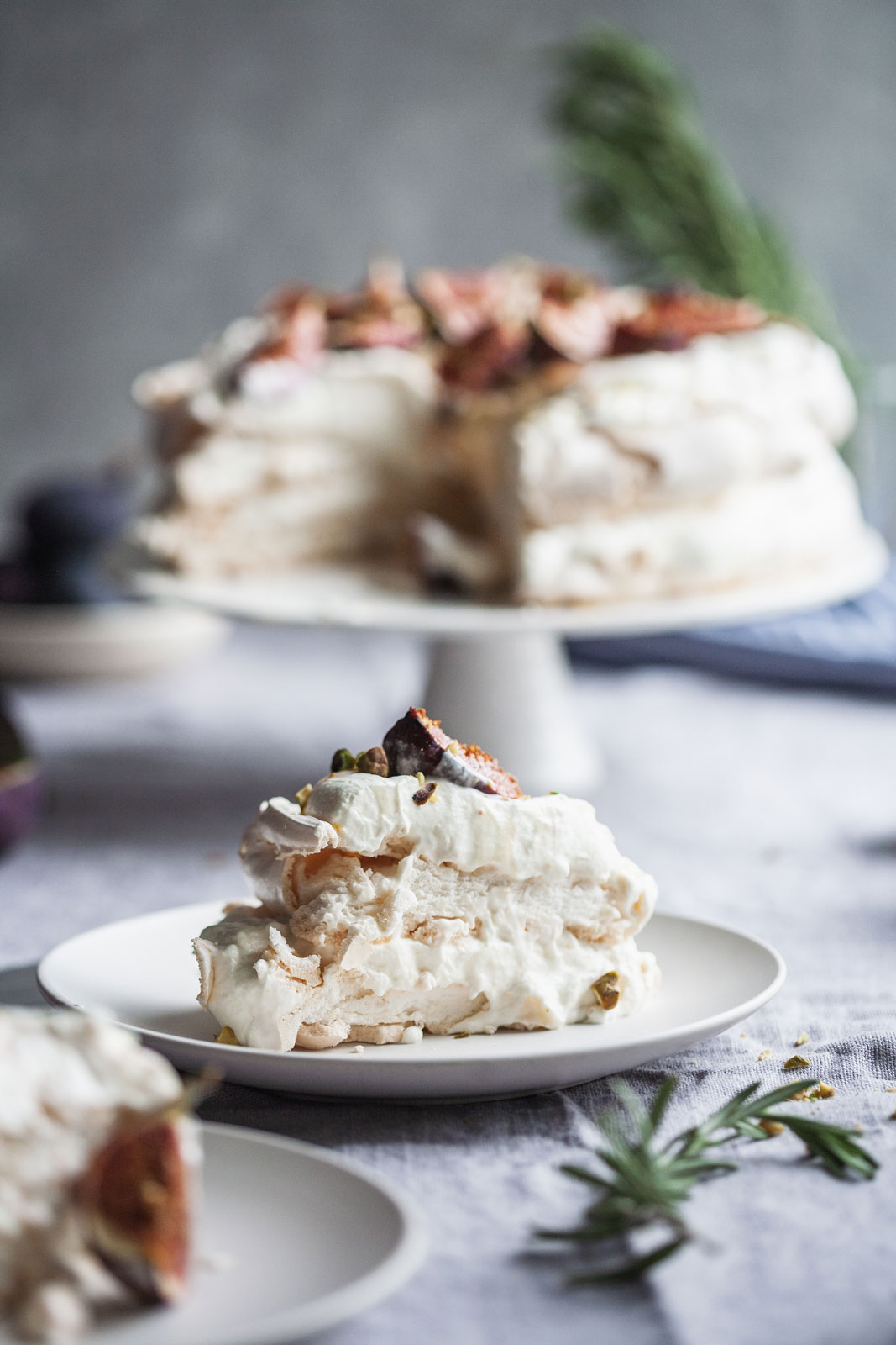 Honey And Fig Pavlova