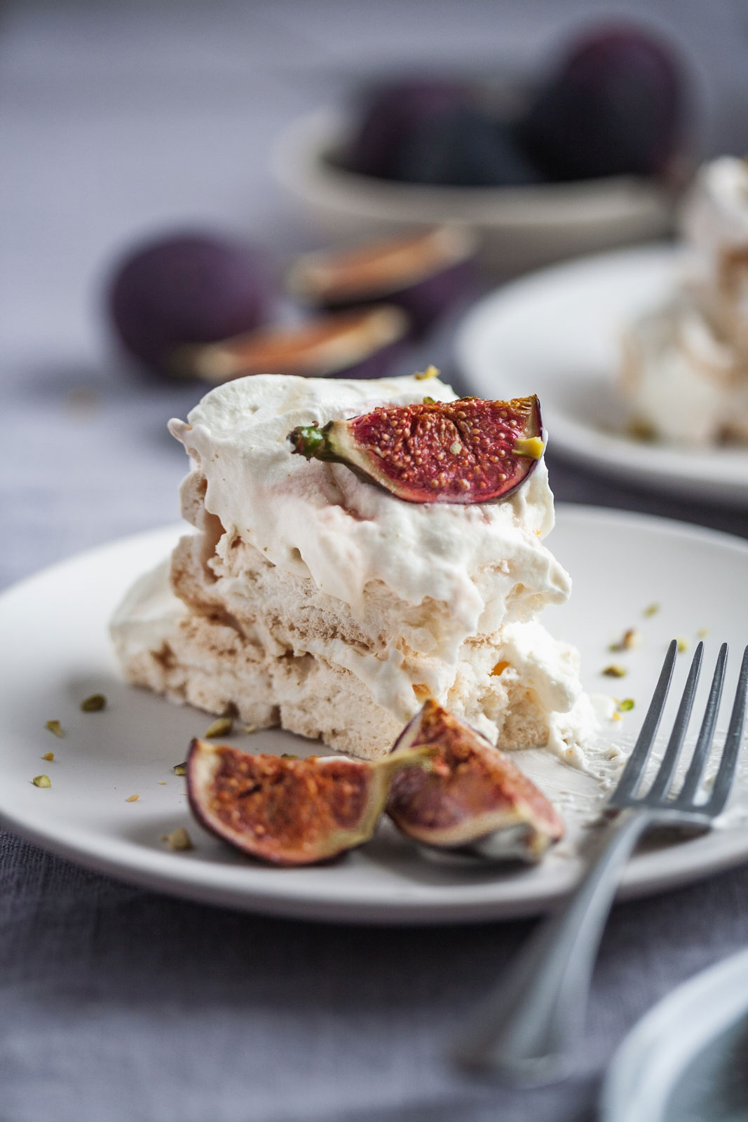 Honey And Fig Pavlova