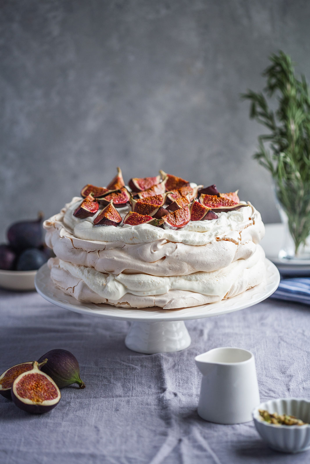 Honey And Fig Pavlova