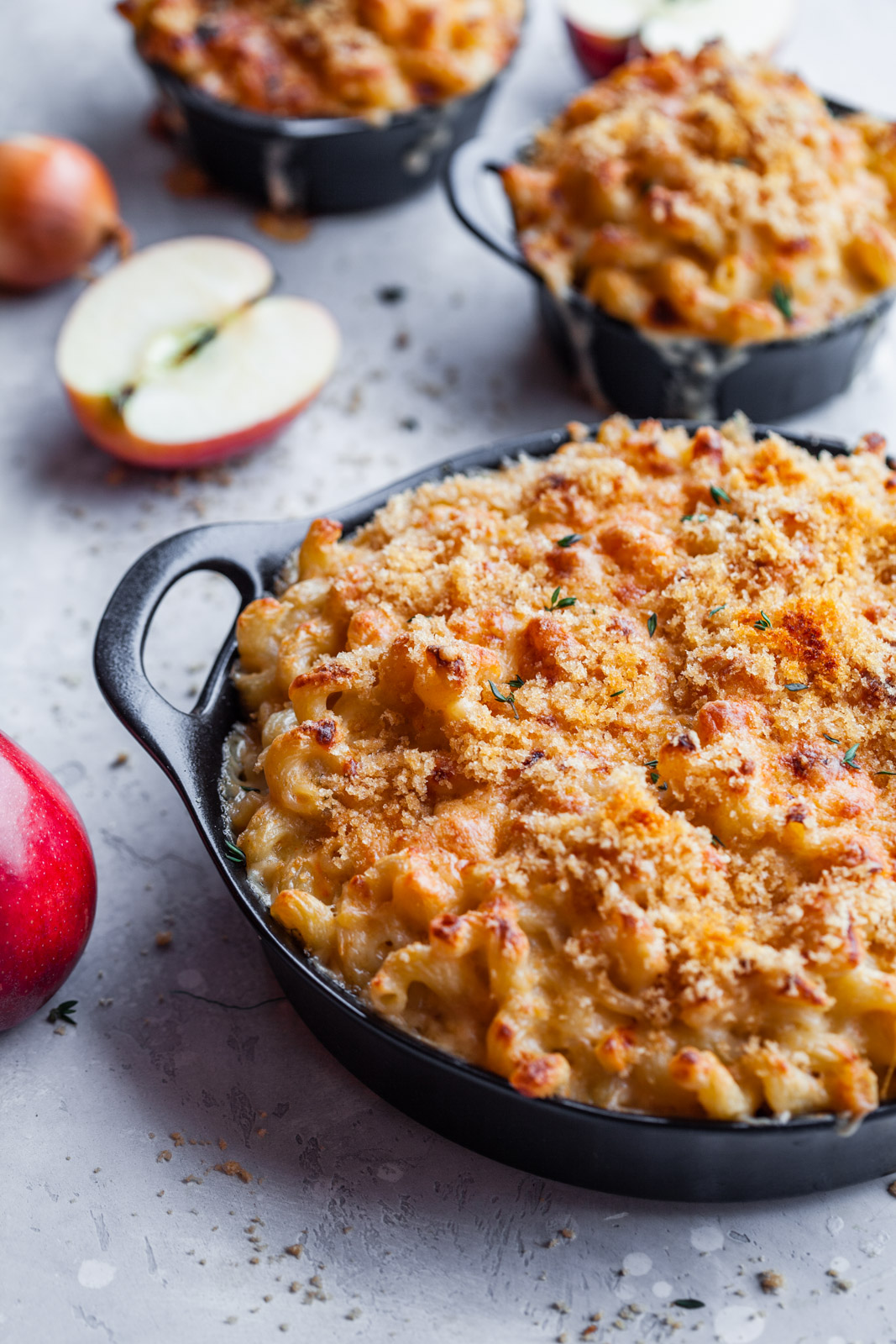 Caramelized Onion Apple Mac And Cheese