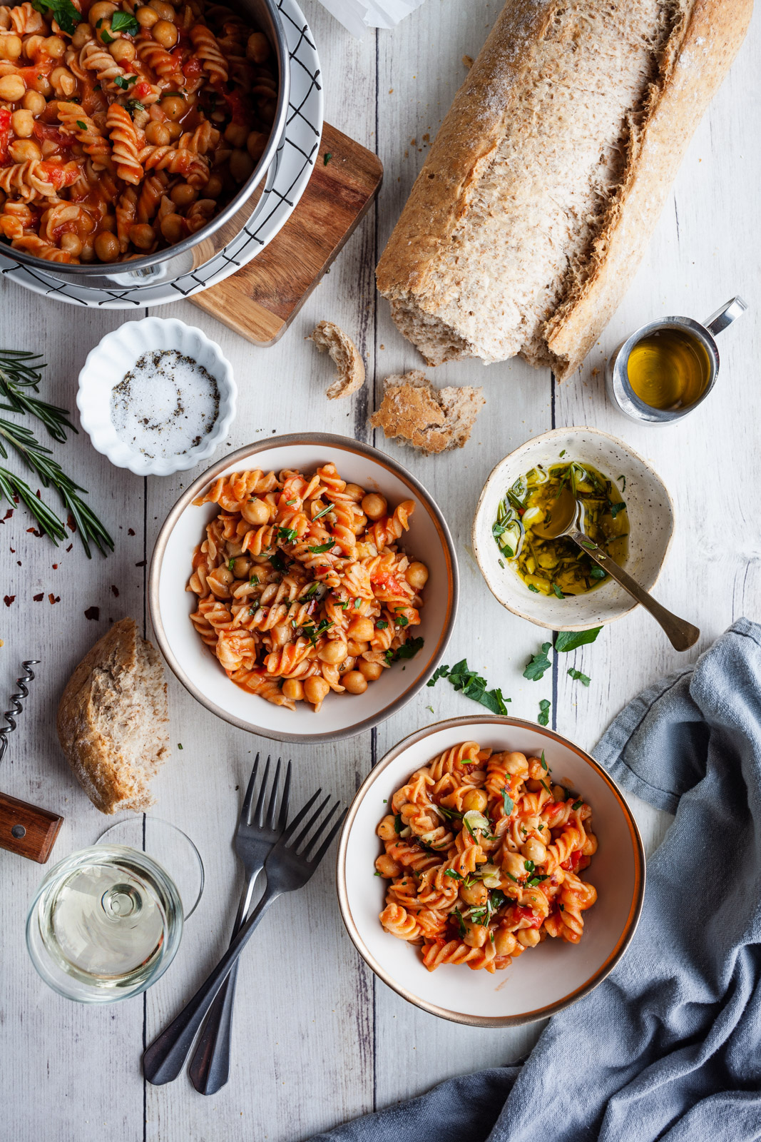 Quick and Delicious Pasta and Chickpeas (Pasta e Ceci)