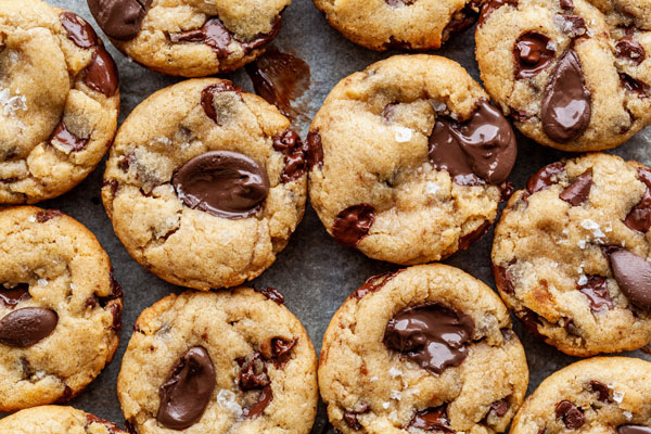 Vegan Chocolate Chip Cookie Cups