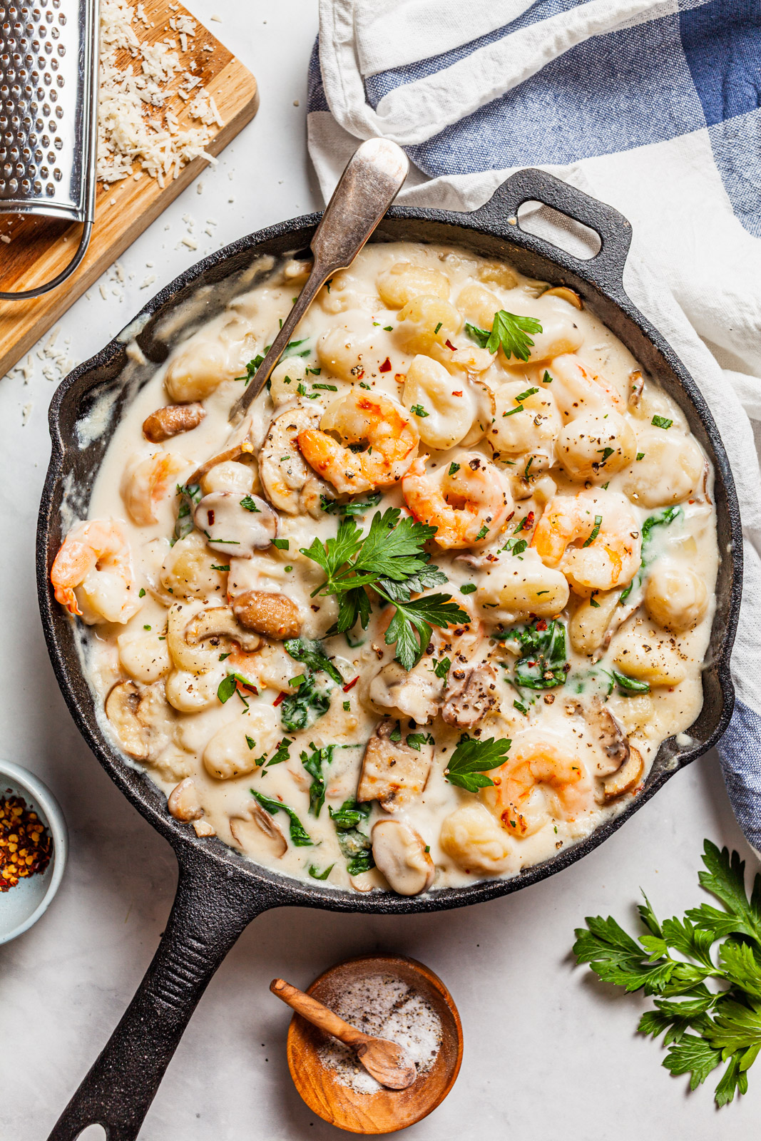 One Pan Creamy Gnocchi With Shrimp and Spinach