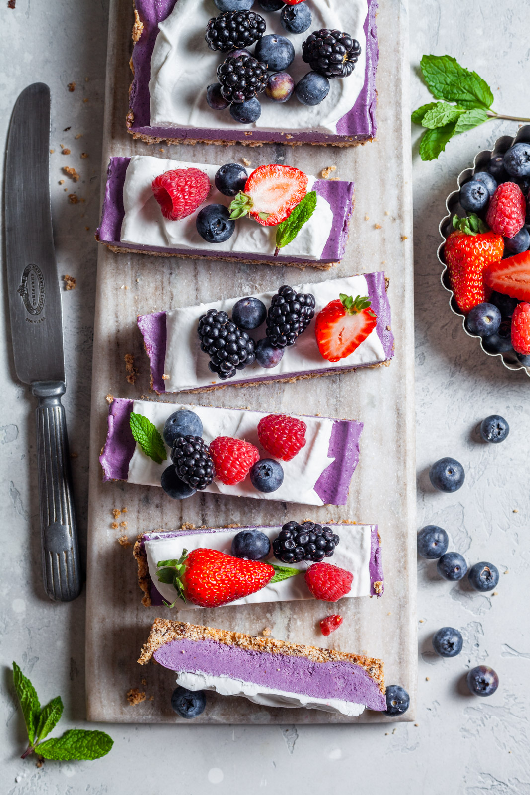 No Bake Vegan Berry Cheesecake