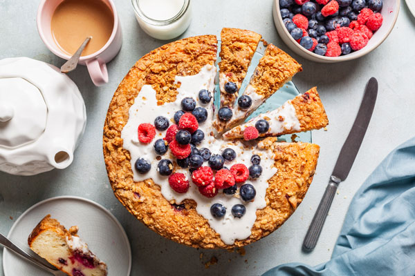 Greek Yoghurt Berry Breakfast Cake