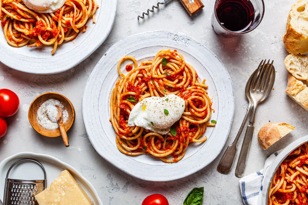 20 Minute Marinara Pasta With Poached Eggs