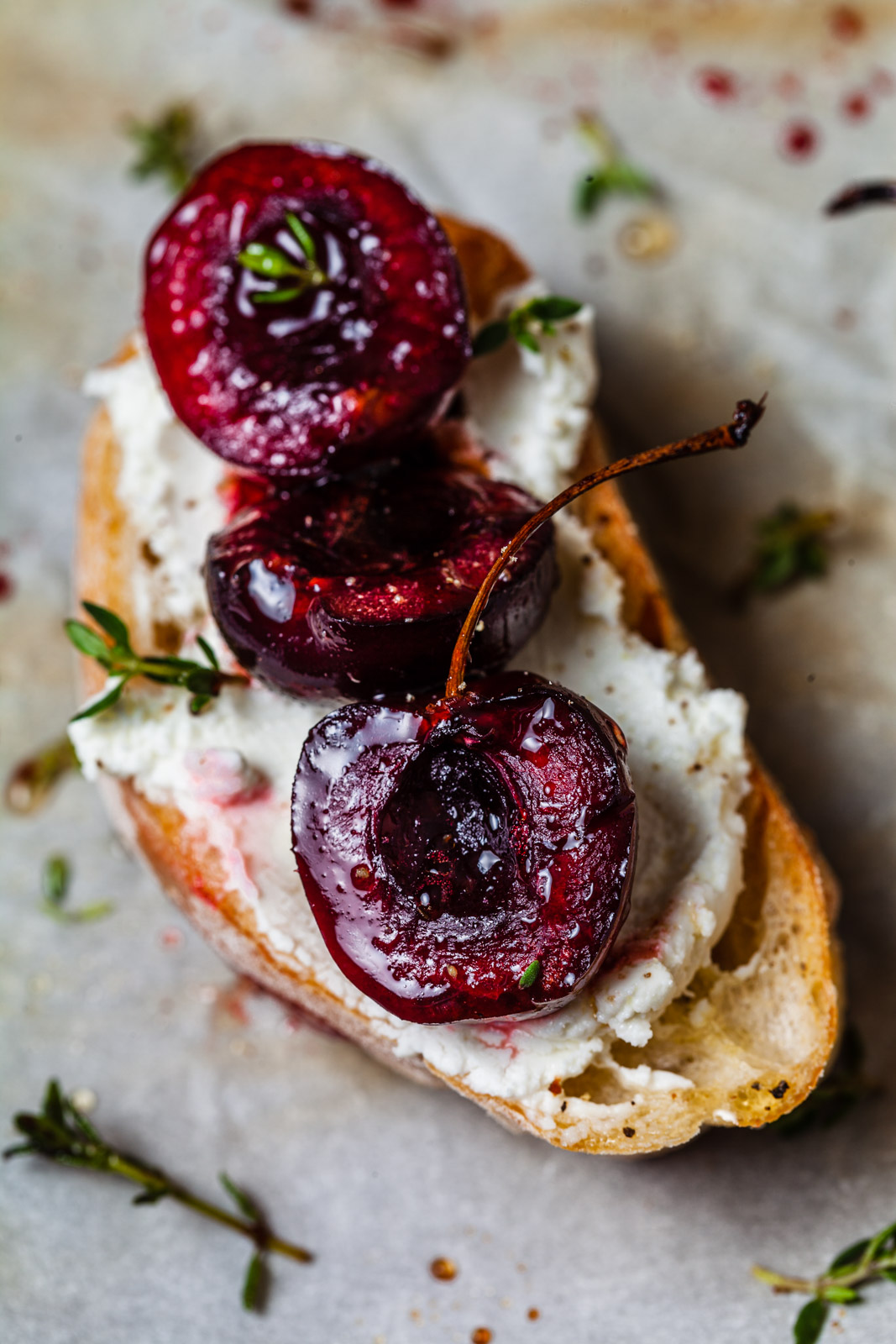 Balsamic Roasted Cherry and Goat Cheese Crostini