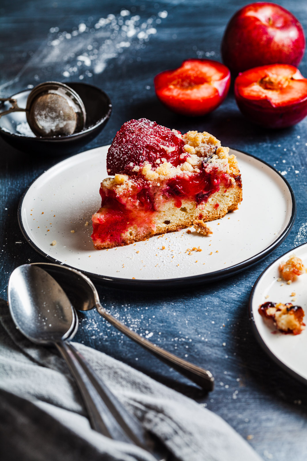 German Plum Cake with Streusel 