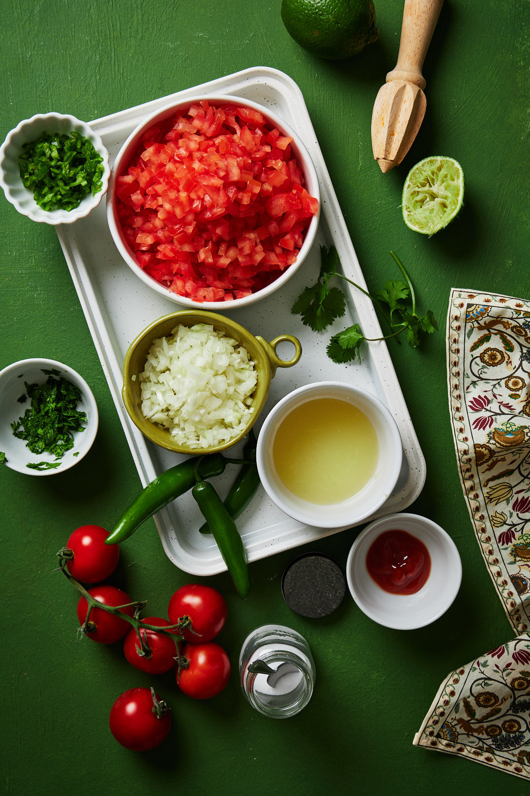 Pico De Gallo raw ingredients