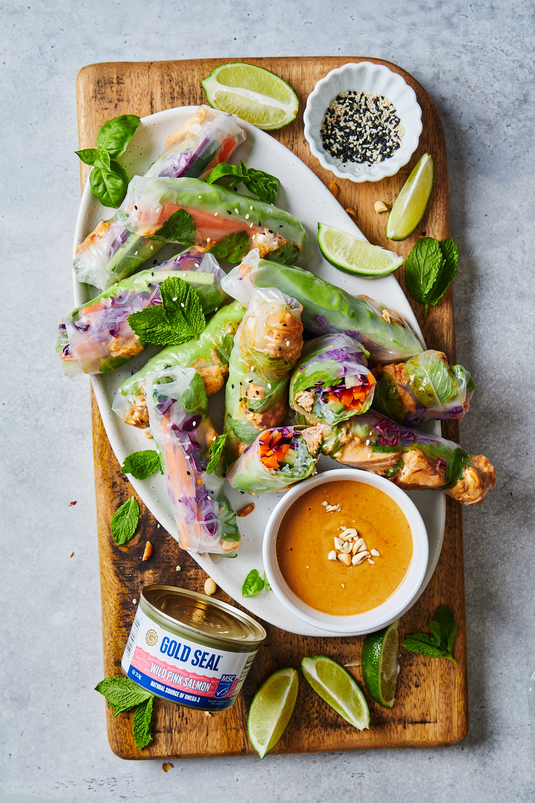 Fresh Spring Rolls With Salmon and Peanut Sauce