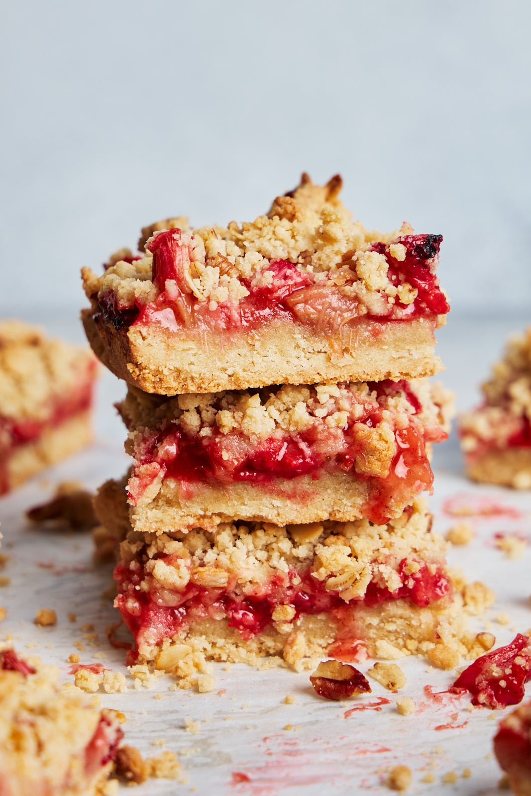 Strawberry Rhubarb Pie Bars