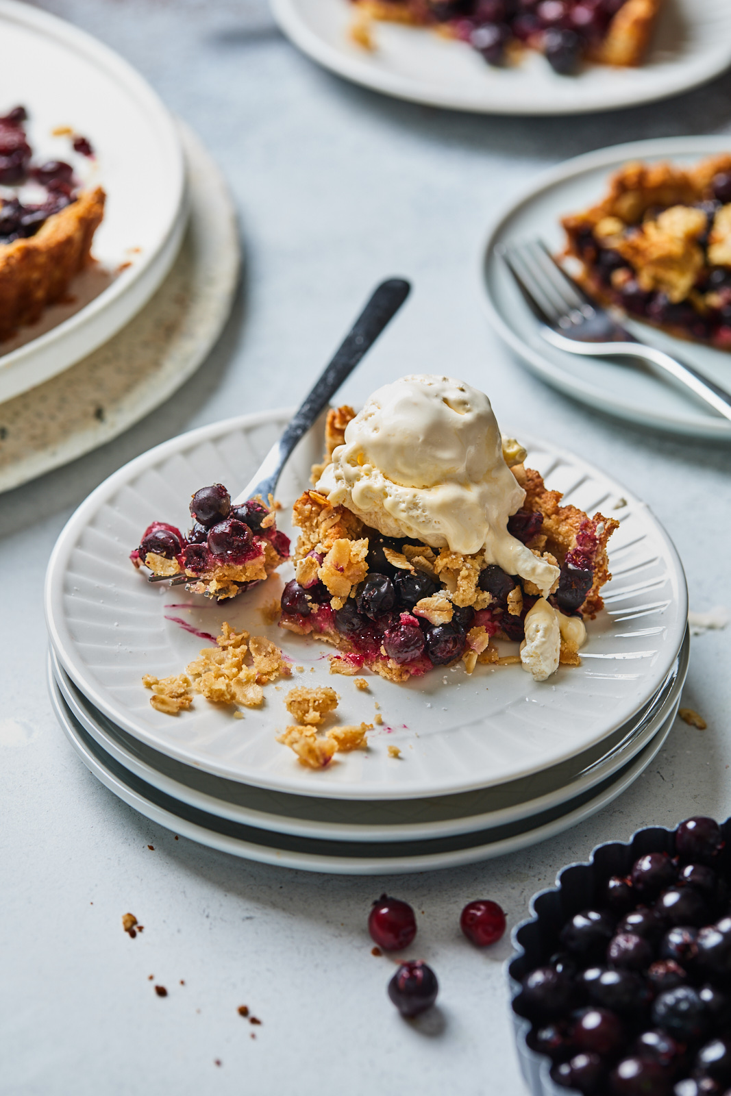 Easy Berry Crisp Tart