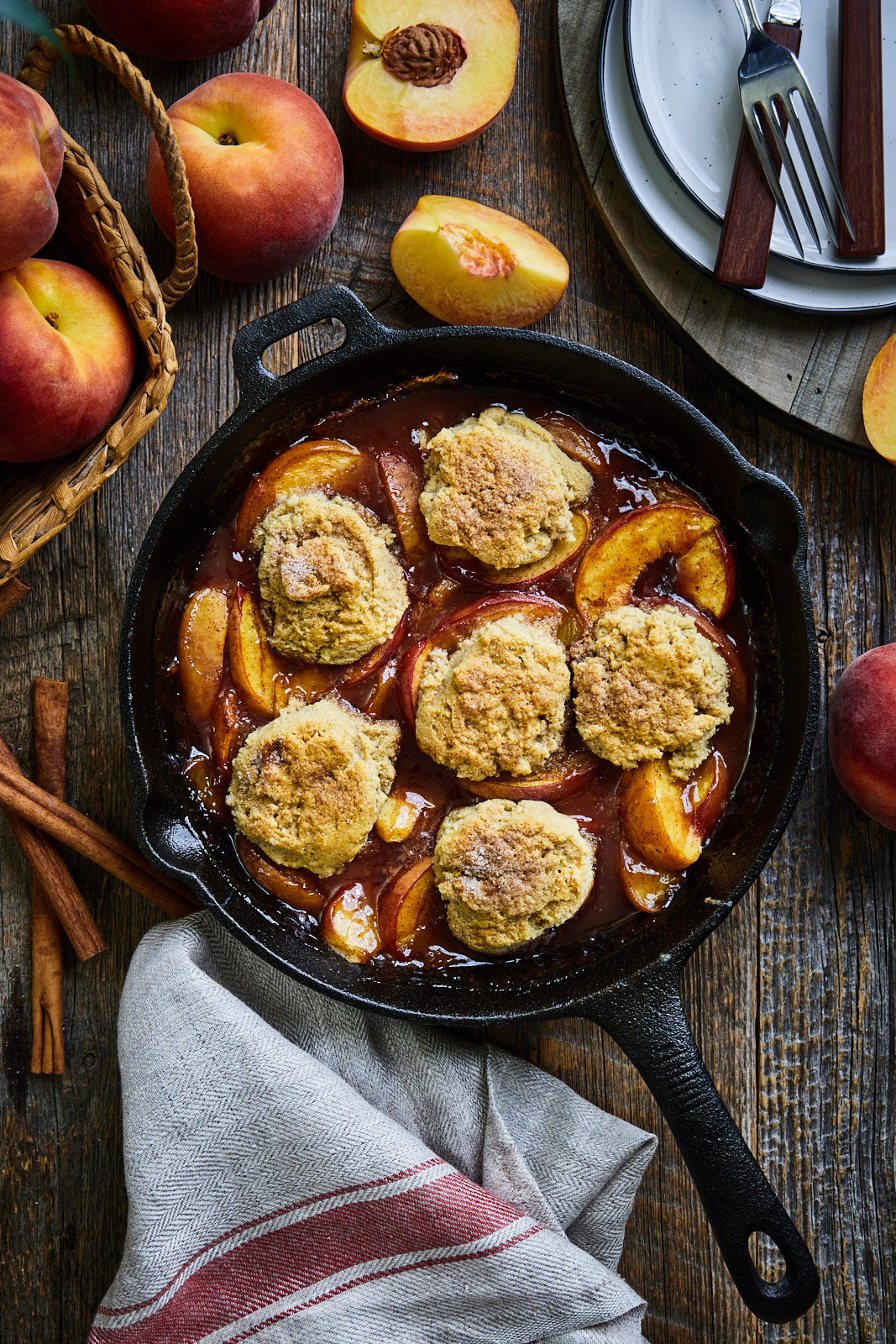 Grilled Skillet Peach Cobbler