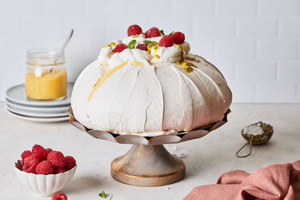 Classic Pavlova