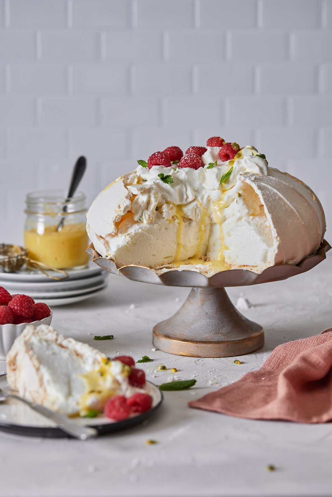 Classic Pavlova