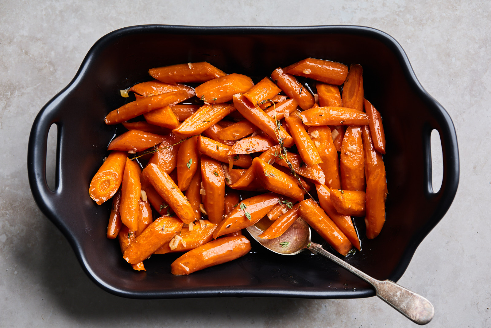 Brown Butter Garlic Maple Roasted Carrots