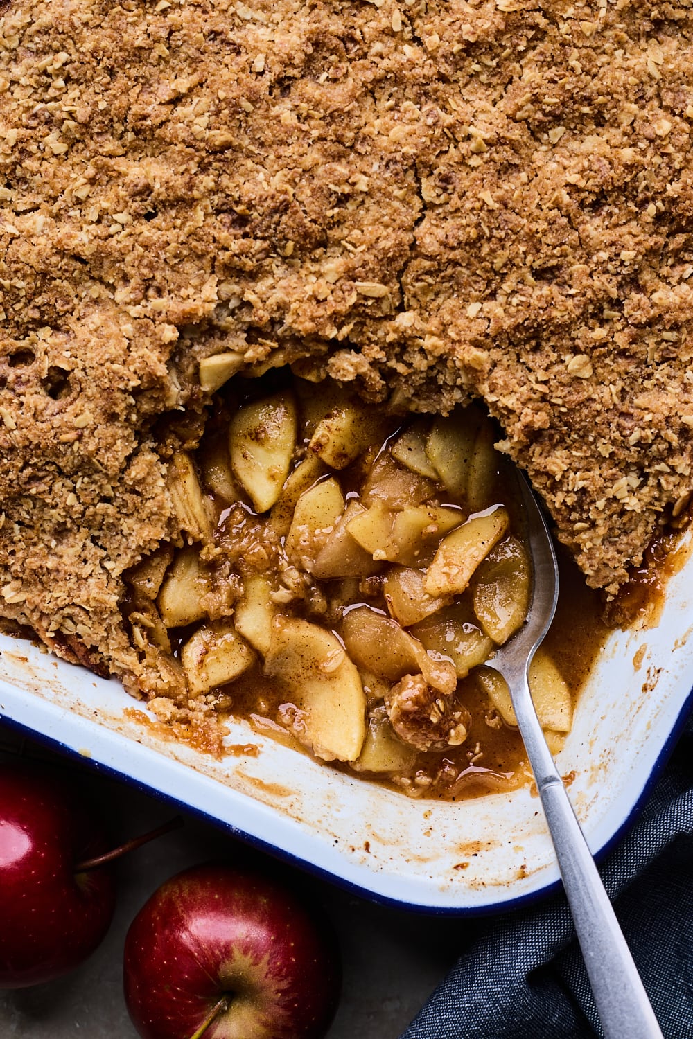 Easy and Delicious Apple Crisp