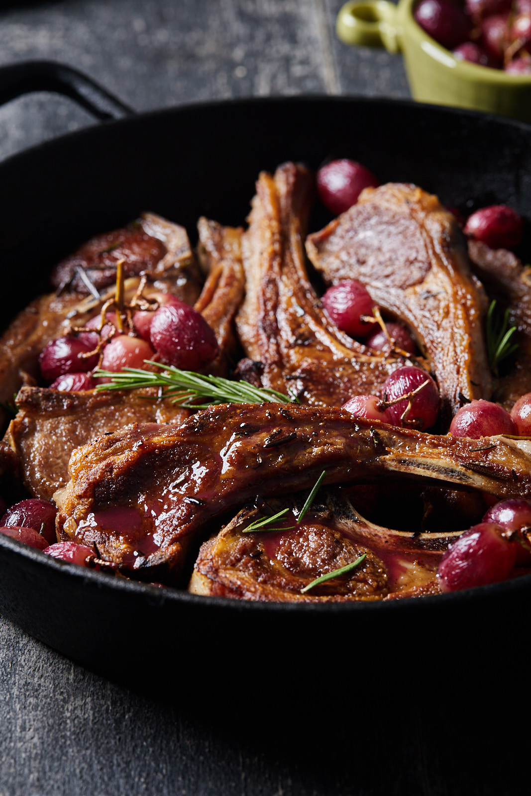 Rosemary Garlic Lamb Chops With Grapes