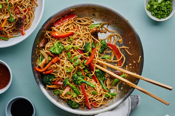 Easy Veggie Lo Mein