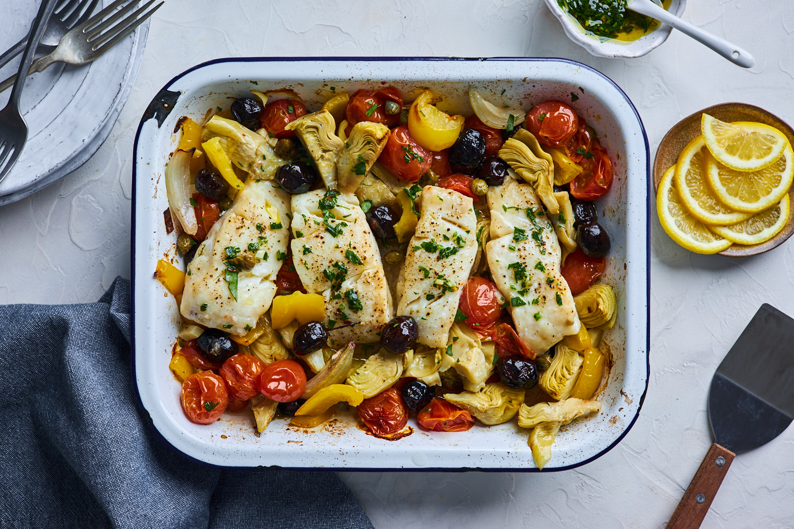 Mediterranean Microwave Fish With Green Beans, Tomatoes, and