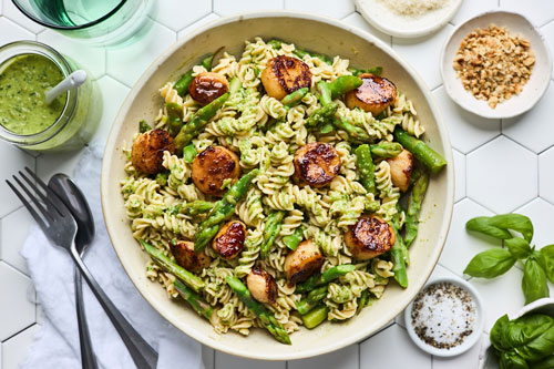 Pea Pesto Pasta With Seared Scallops