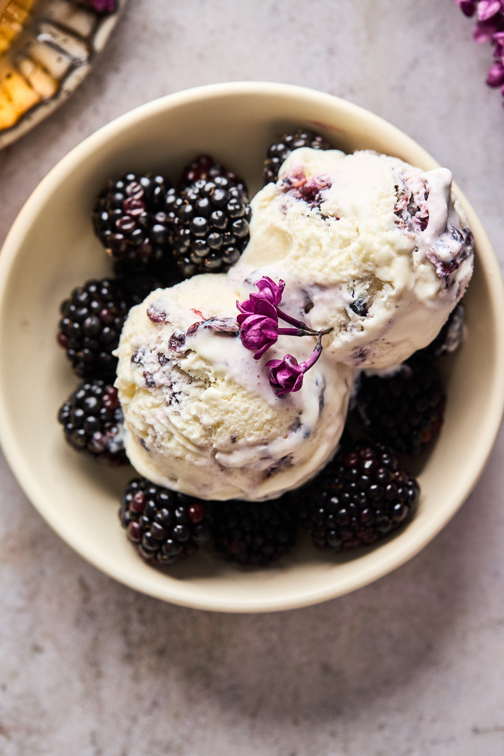 Easy No Churn Blackberry Ice Cream