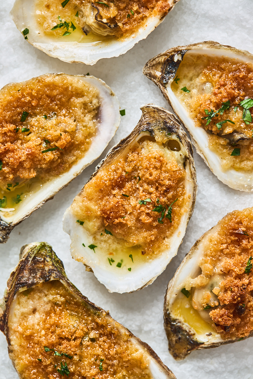 https://www.oliveandmango.com/images/uploads/2021_08_04_spicy_butter_and_herb_baked_oysters_2.jpg