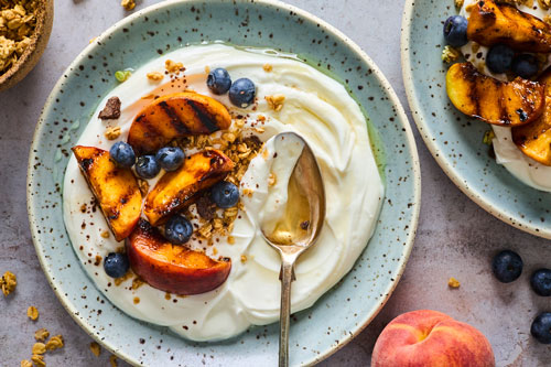 Grilled Peach and Blueberry Yoghurt Parfaits