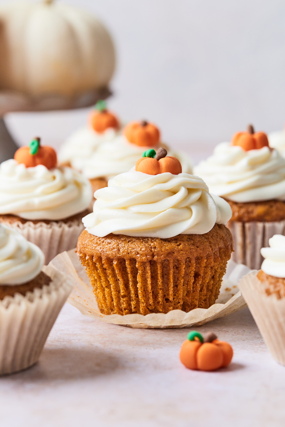 Pumpkin Cupcakes With Cream Cheese Frosting