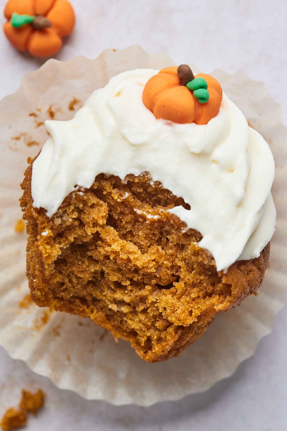 Pumpkin Cupcakes With Cream Cheese Frosting