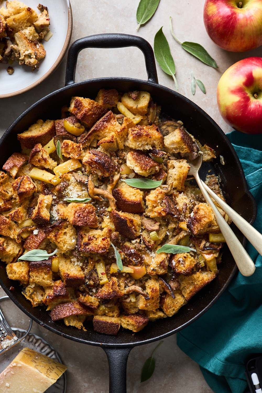 Skillet Stuffing With Sausage Sage and Apples