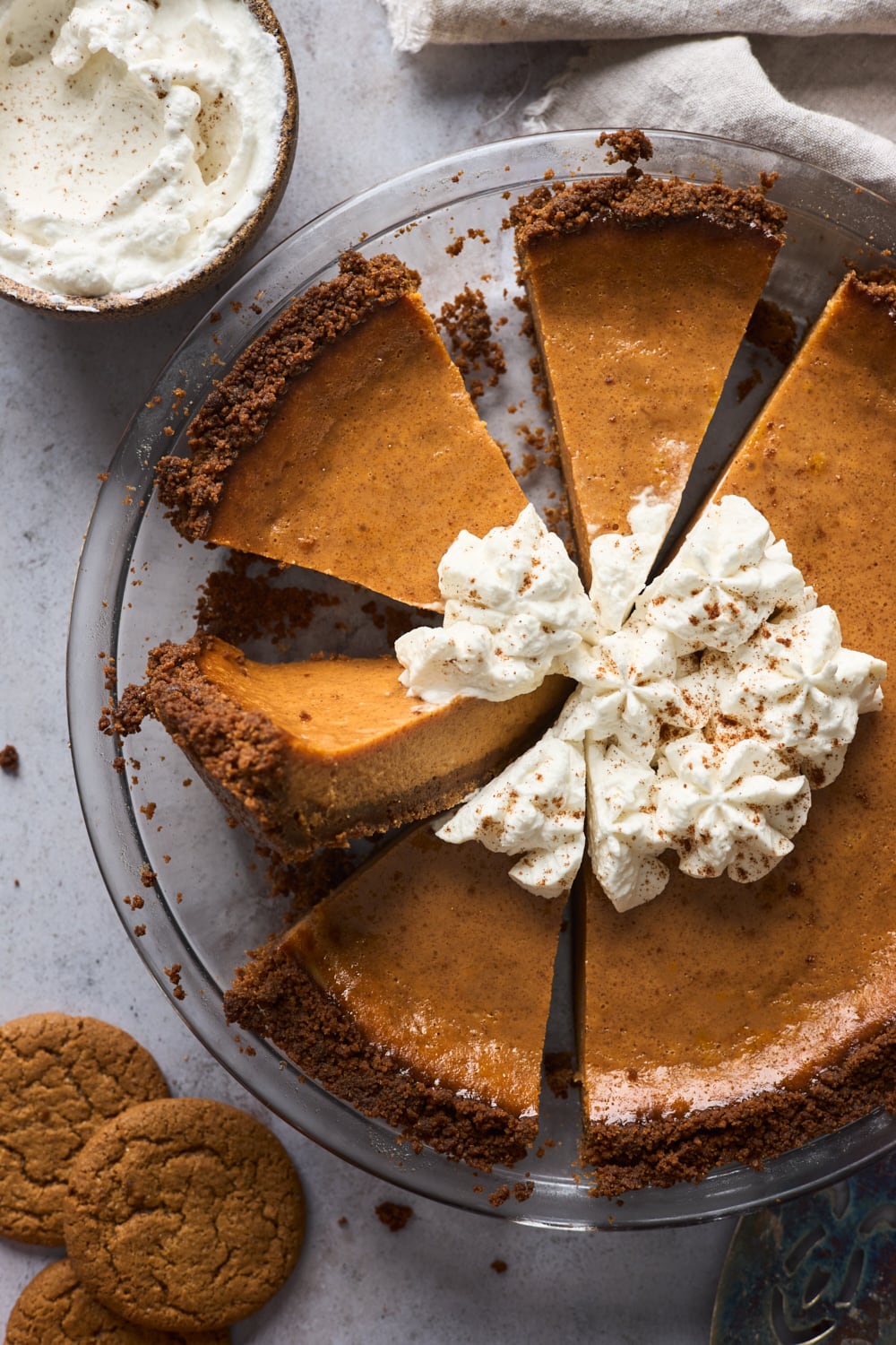 Easy Pumpkin Ginger Snap Tart