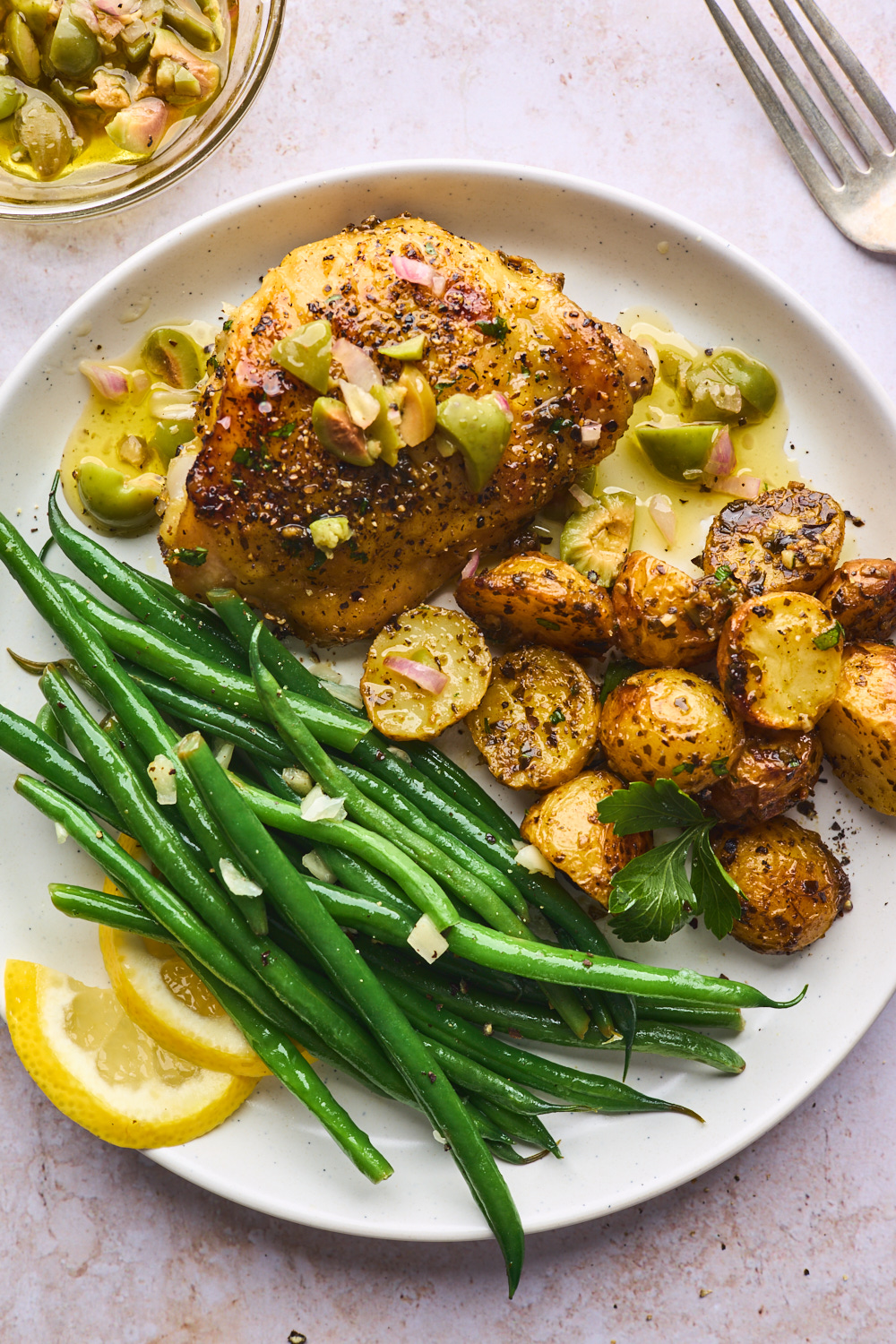 Sheet Pan Lemony Chicken With Potatoes and Green Beans