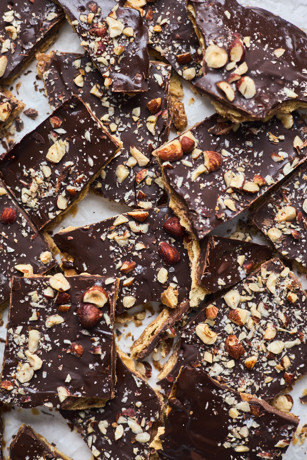 Chocolate Hazelnut Saltine Toffee