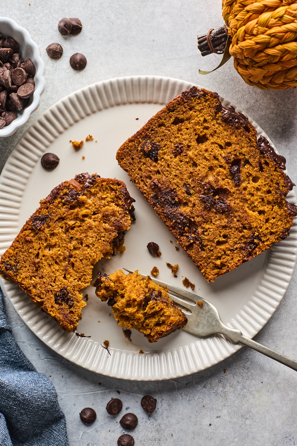 Pumpkin Chocolate Chip Bread