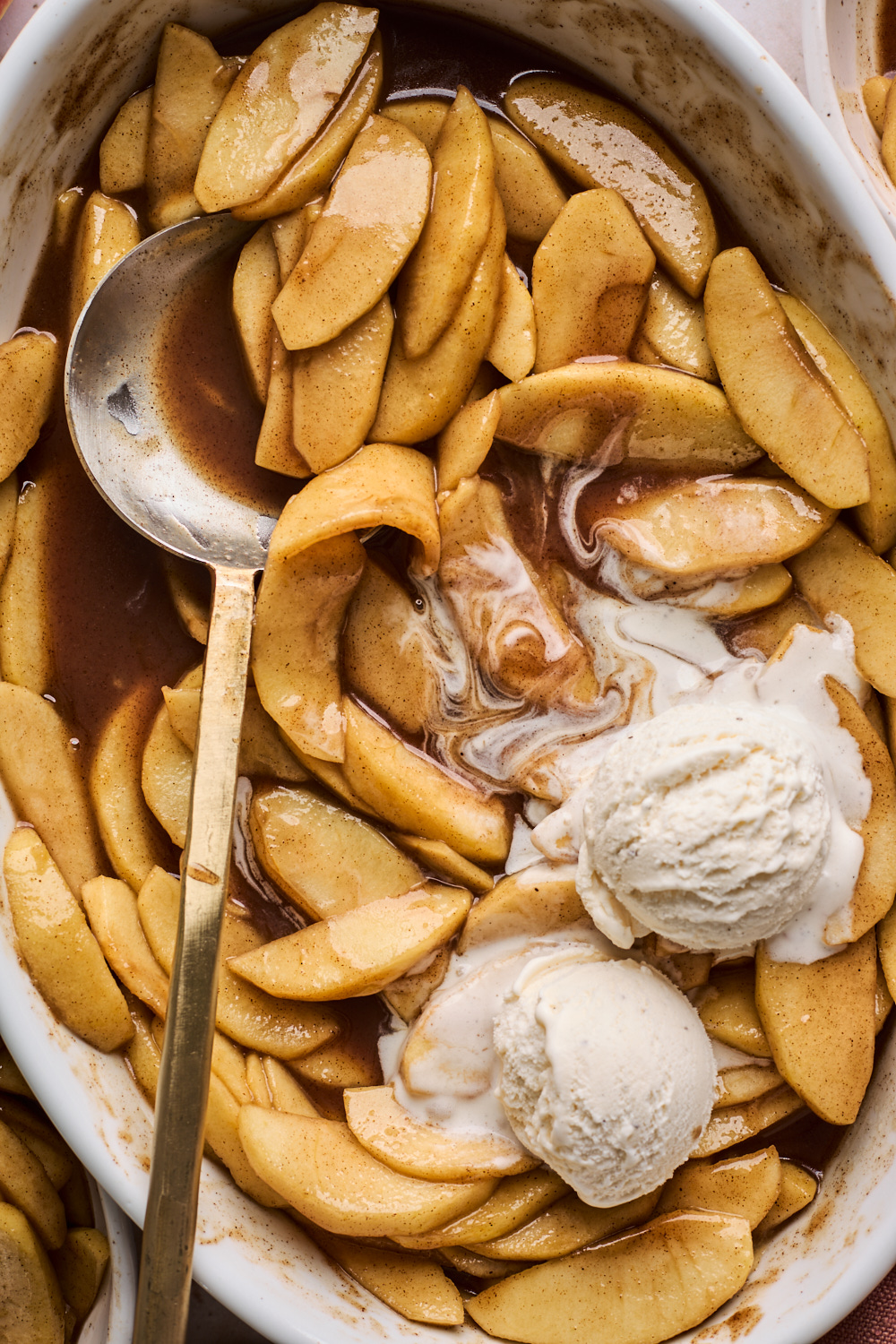 Cinnamon Baked Apple Slices