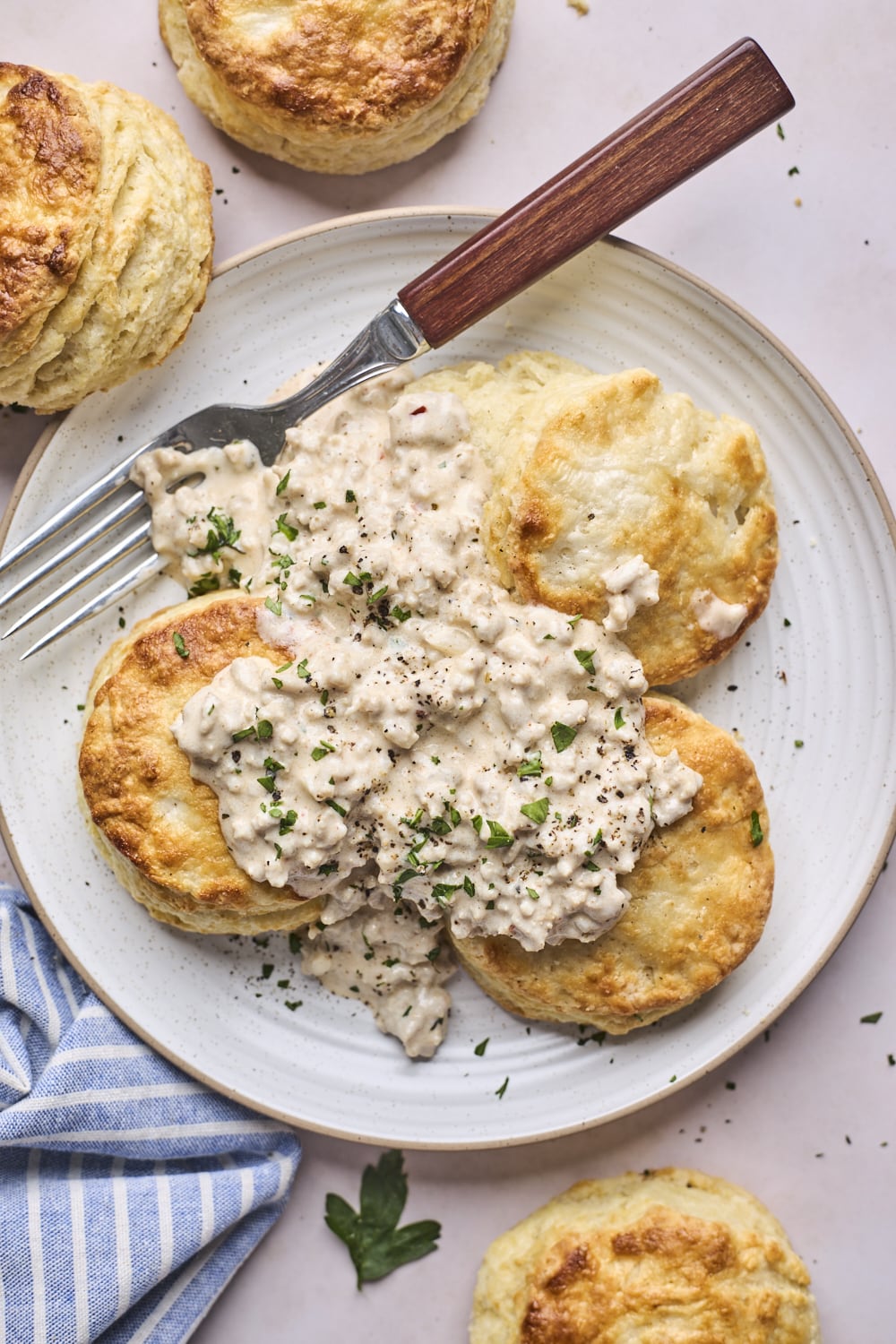 Easy Biscuits and Gravy