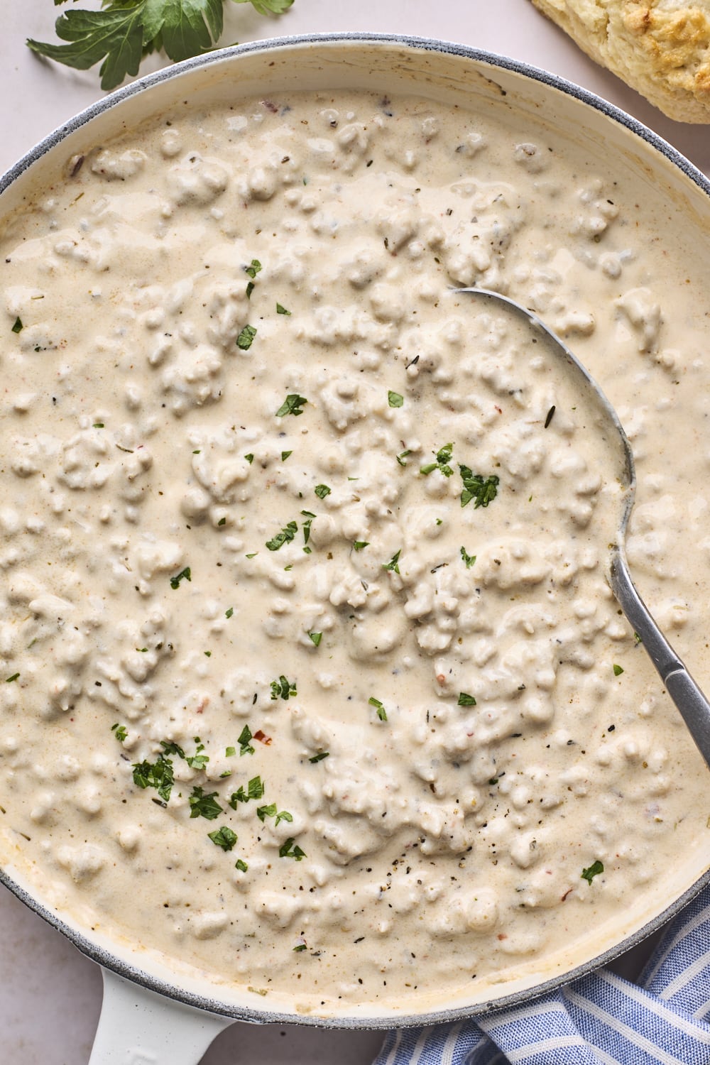 Easy Biscuits and Gravy