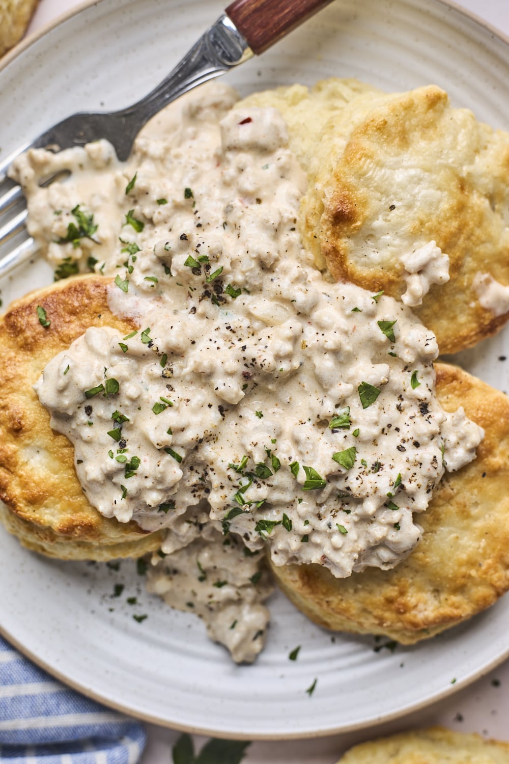 Easy Biscuits and Gravy