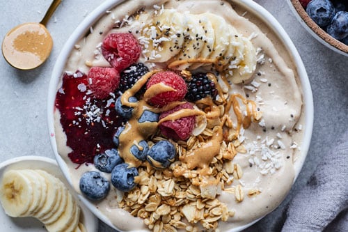 Creamy Peanut Butter Banana Smoothie Bowl